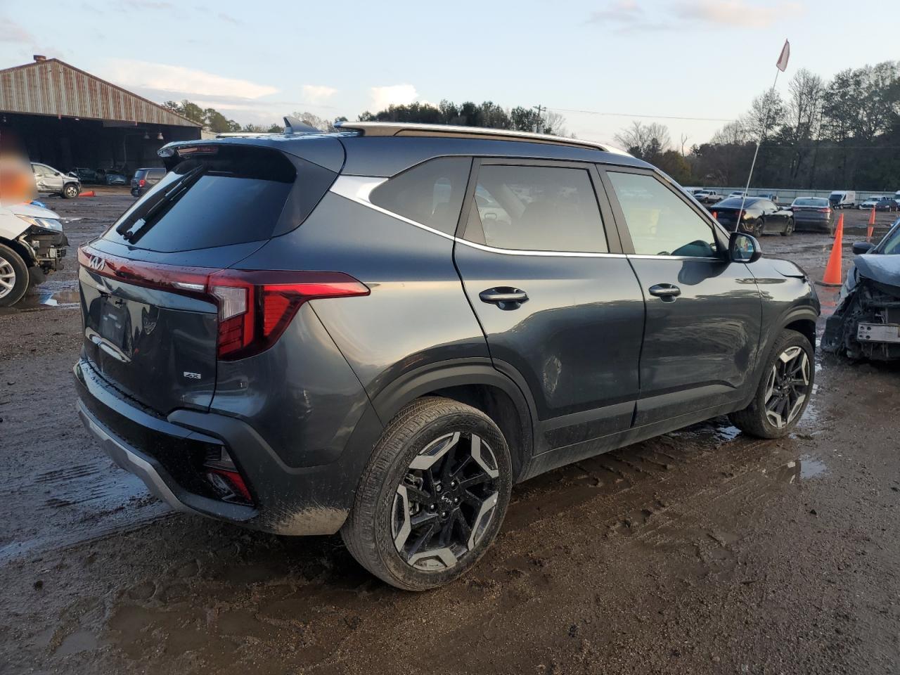 2024 KIA SELTOS SX VIN:KNDETCA7XR7510984