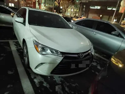 2016 Toyota Camry VIN: