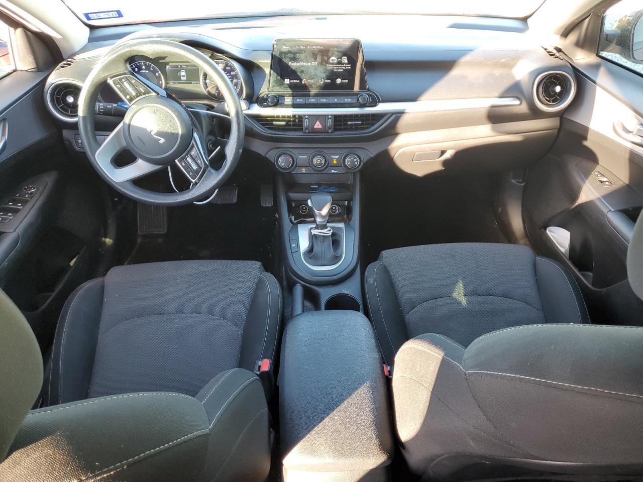 2022 KIA FORTE FE VIN:3KPF24AD2NE453709