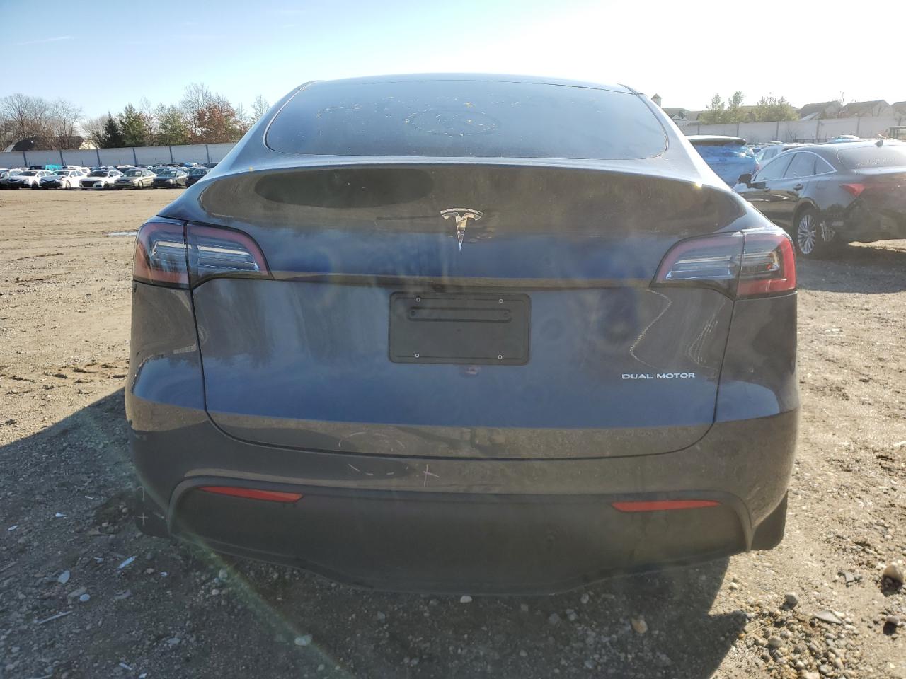 2023 TESLA MODEL Y  VIN:7SAYGDEE3PA102060