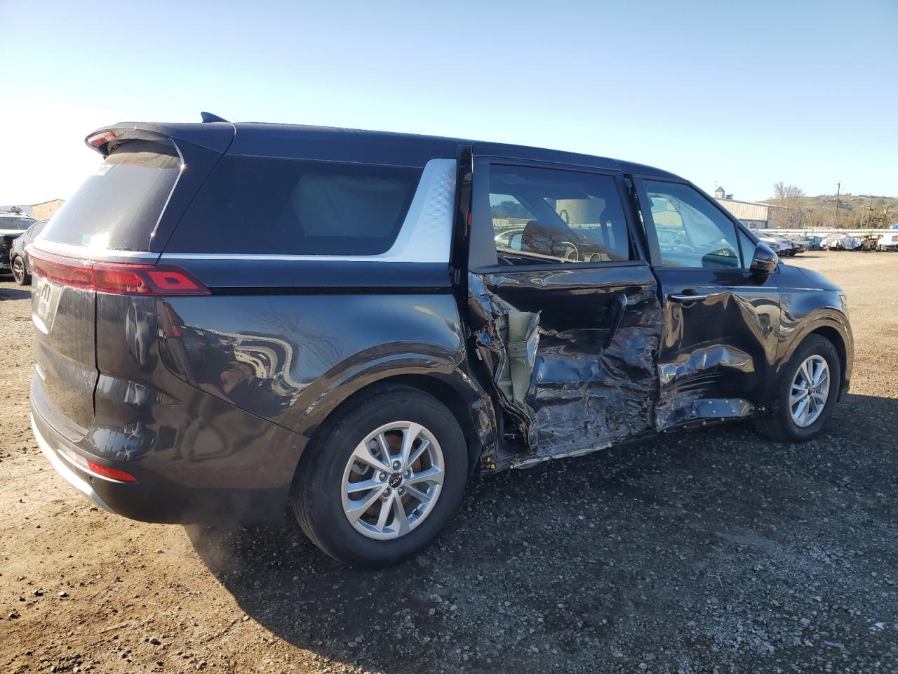 2024 KIA CARNIVAL LX VIN:KNDNB4H30R6330432