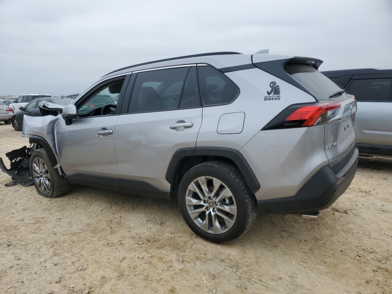 2022 TOYOTA RAV4 XLE PREMIUM VIN:2T3C1RFV5NC187886