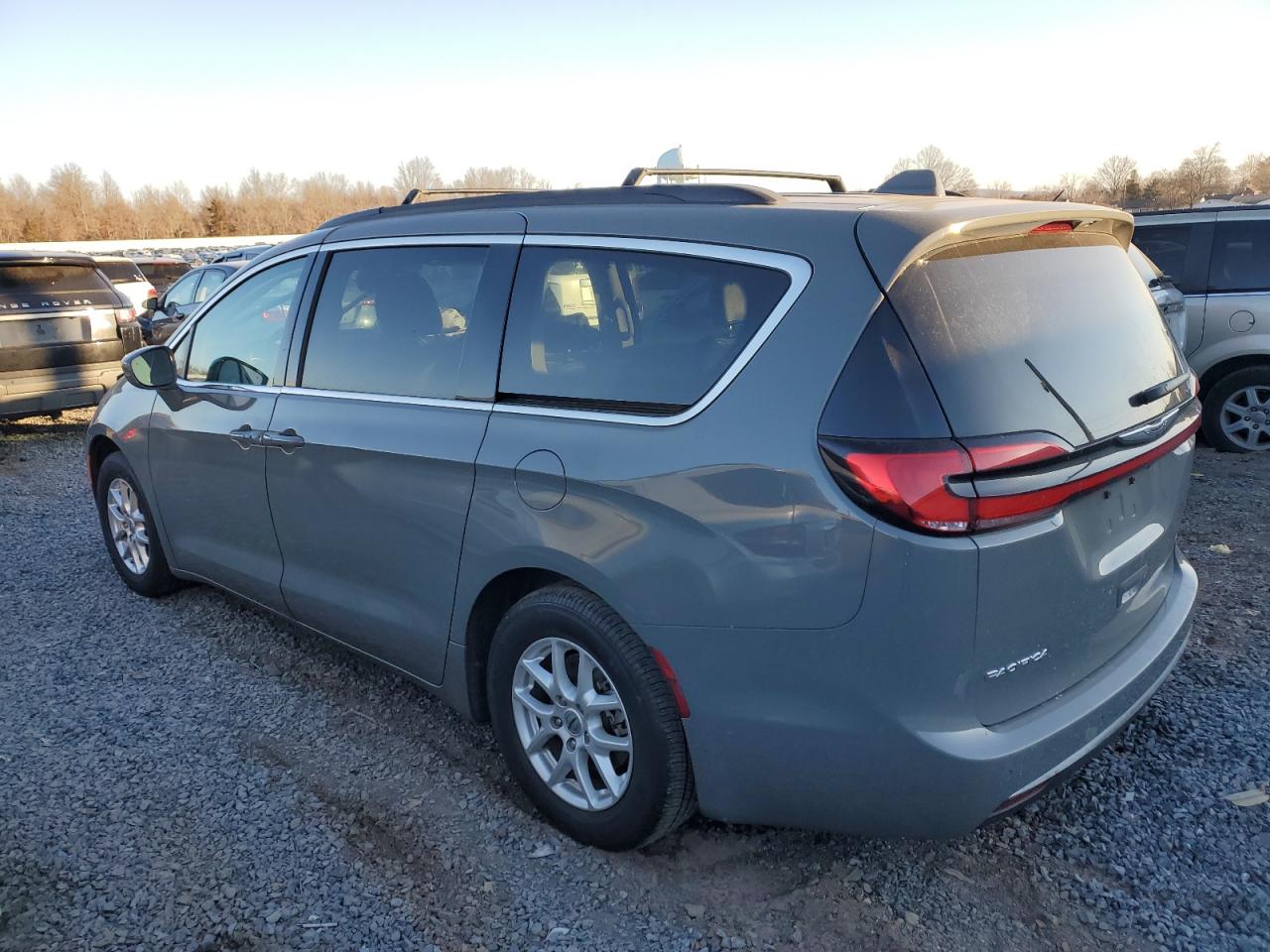 2022 CHRYSLER PACIFICA TOURING L VIN:2C4RC1BG5NR142615