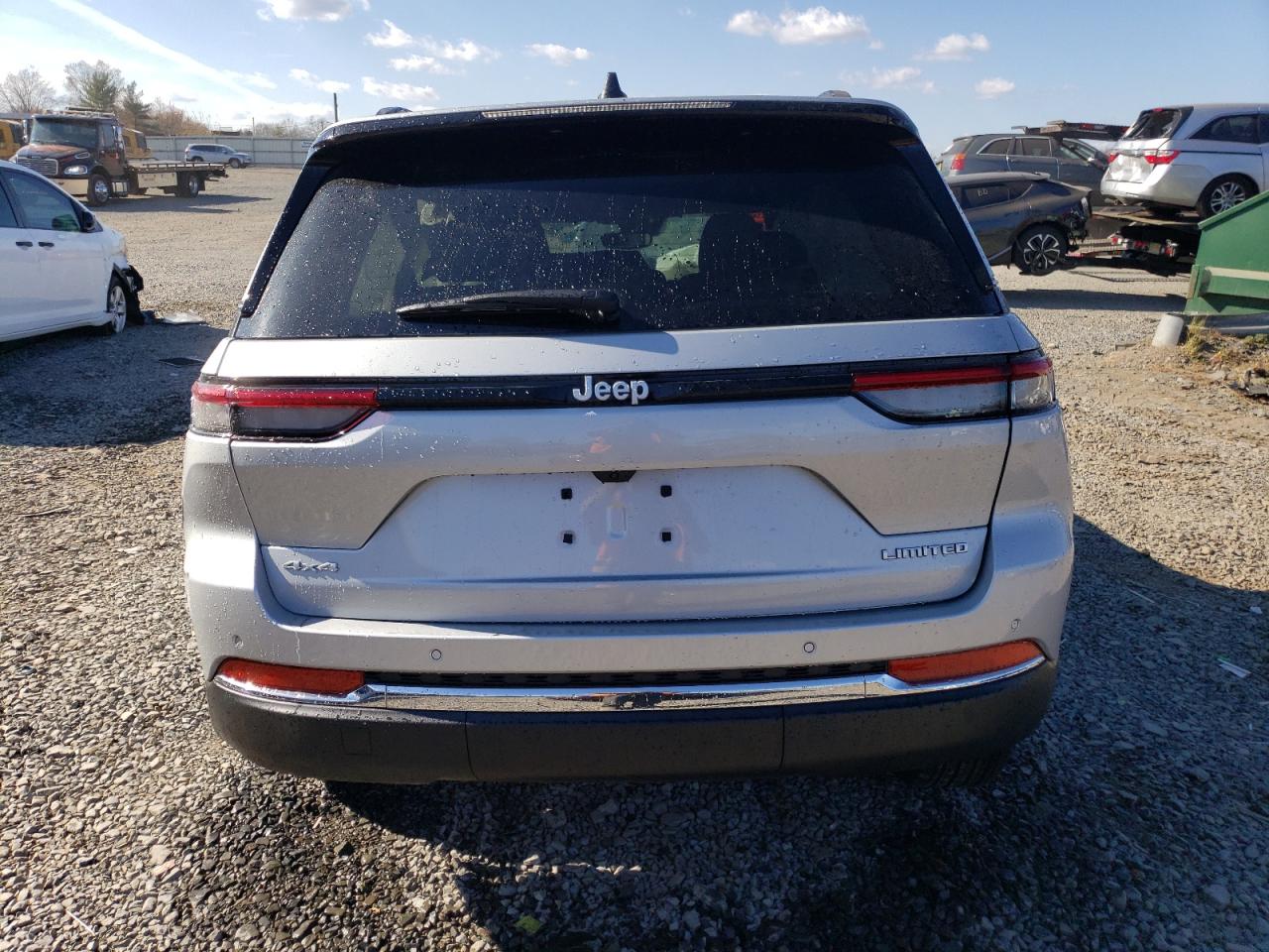 2024 JEEP GRAND CHEROKEE LIMITED VIN:1C4RJHBG4RC224025