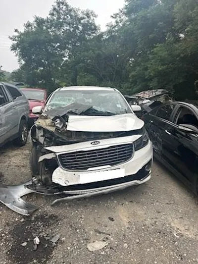 2017 Kia Carnival KNAMB81ABJS385685 VIN:KNAMB81ABJS385685