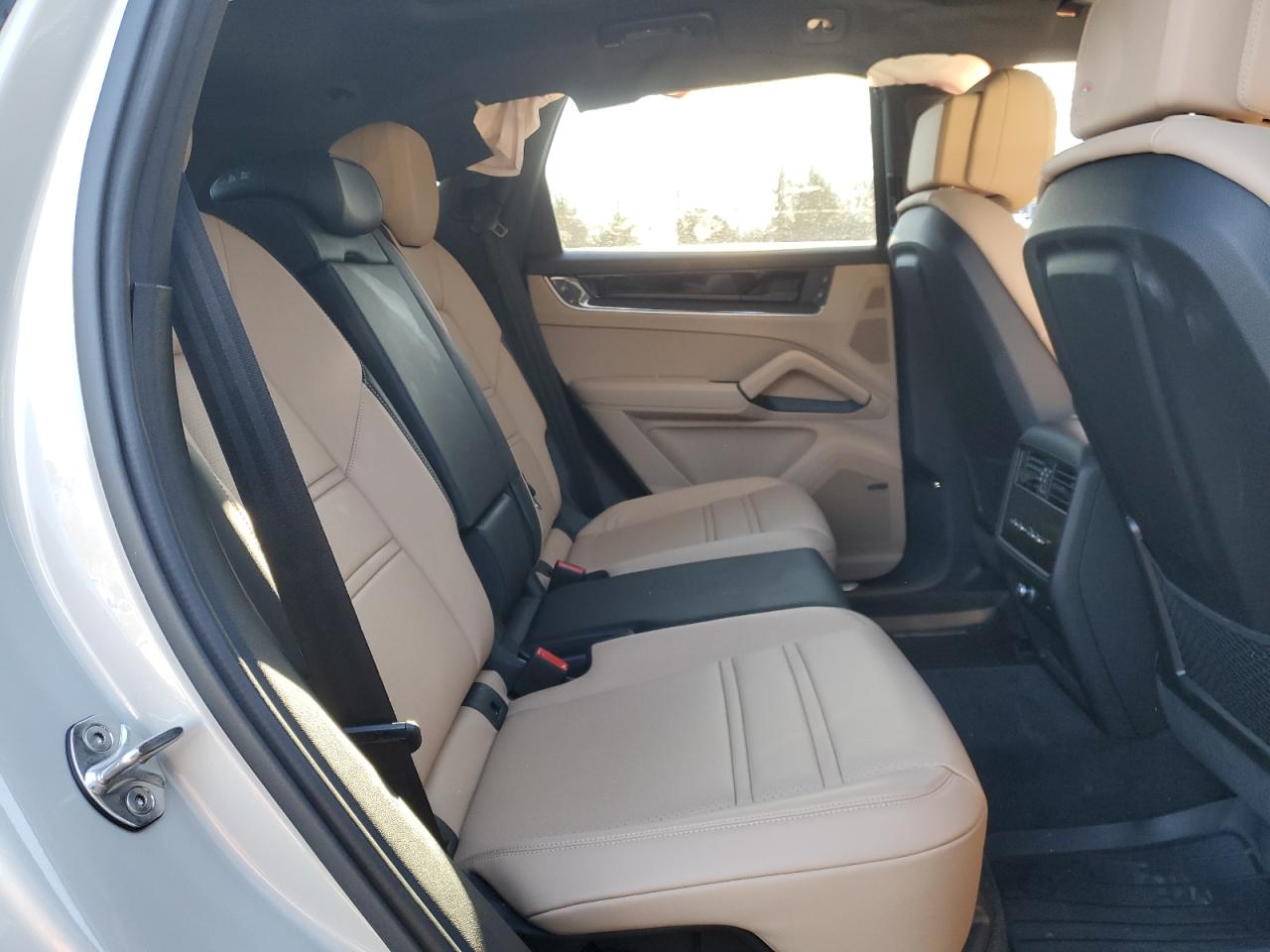 2024 PORSCHE CAYENNE  VIN:WP1AA2AY0RDA11327