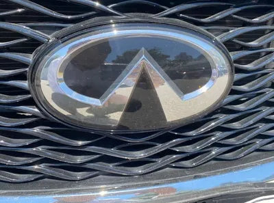 2017 Infiniti Q30 VIN: