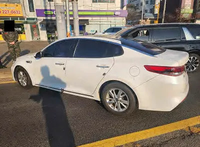 2016 Kia K5 KNAGT416BGA020124 VIN:KNAGT416BGA020124