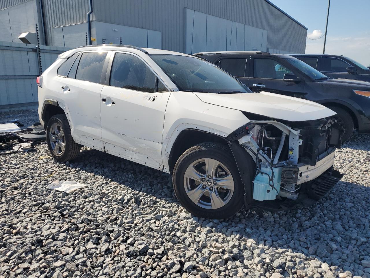 2022 TOYOTA RAV4 XLE VIN:2T3W1RFV9NW215670