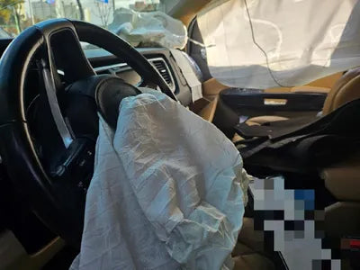 2017 Kia Carnival VIN: