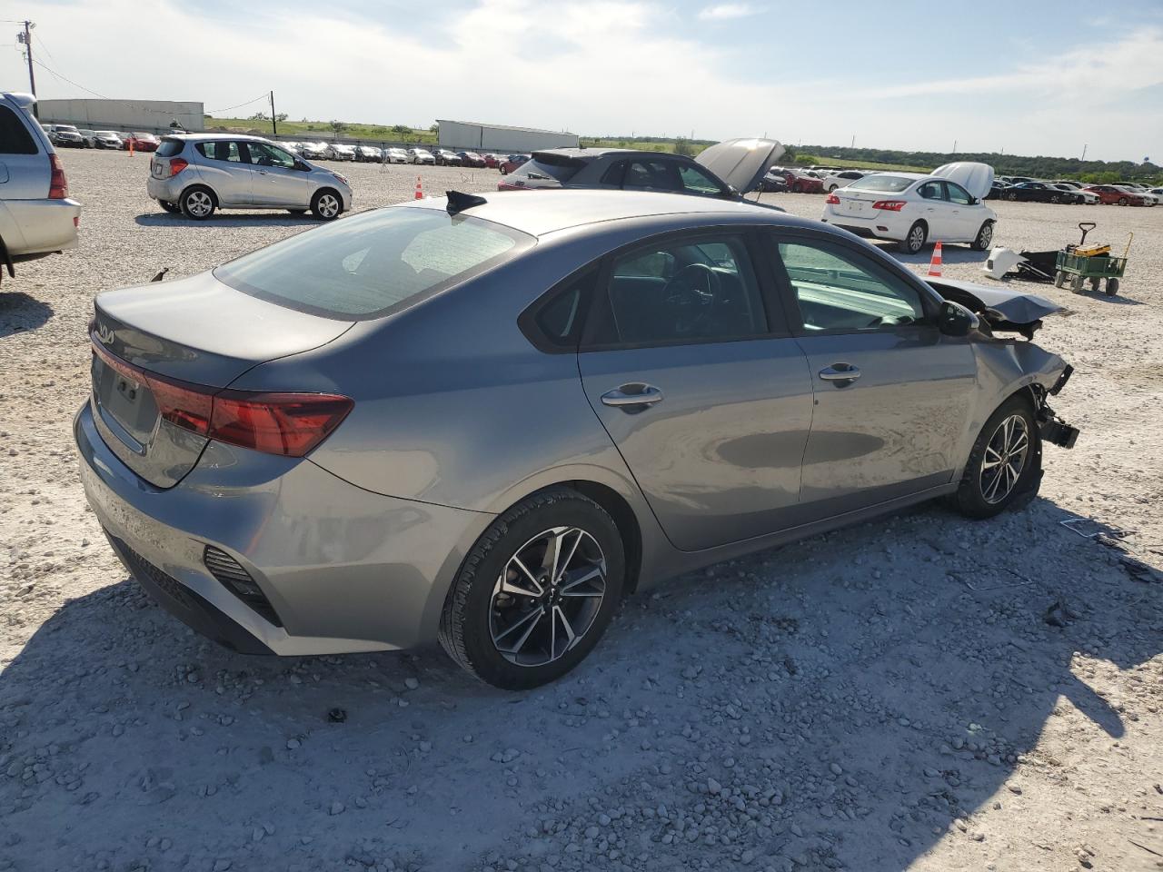 2022 KIA FORTE FE VIN:3KPF24AD1NE464247