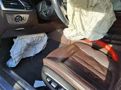 2016 BMW 730 WBA7C4103GG435024 VIN:WBA7C4103GG435024