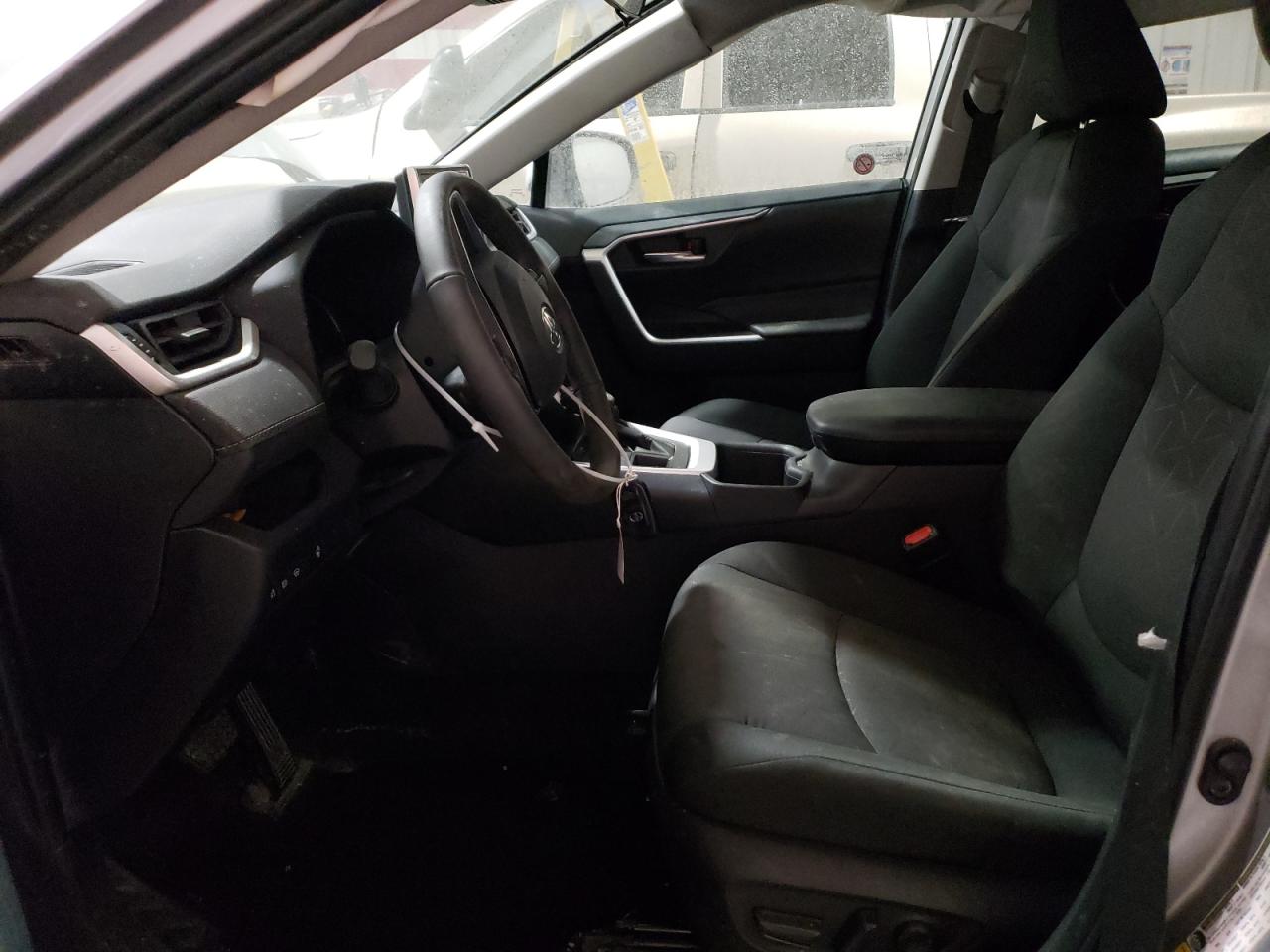 2024 TOYOTA RAV4 XLE VIN:2T3P1RFV5RC447338