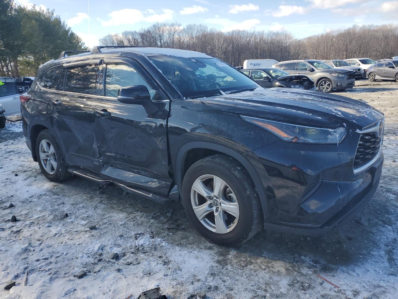 2022 TOYOTA HIGHLANDER L VIN:5TDCZRBH4NS224029