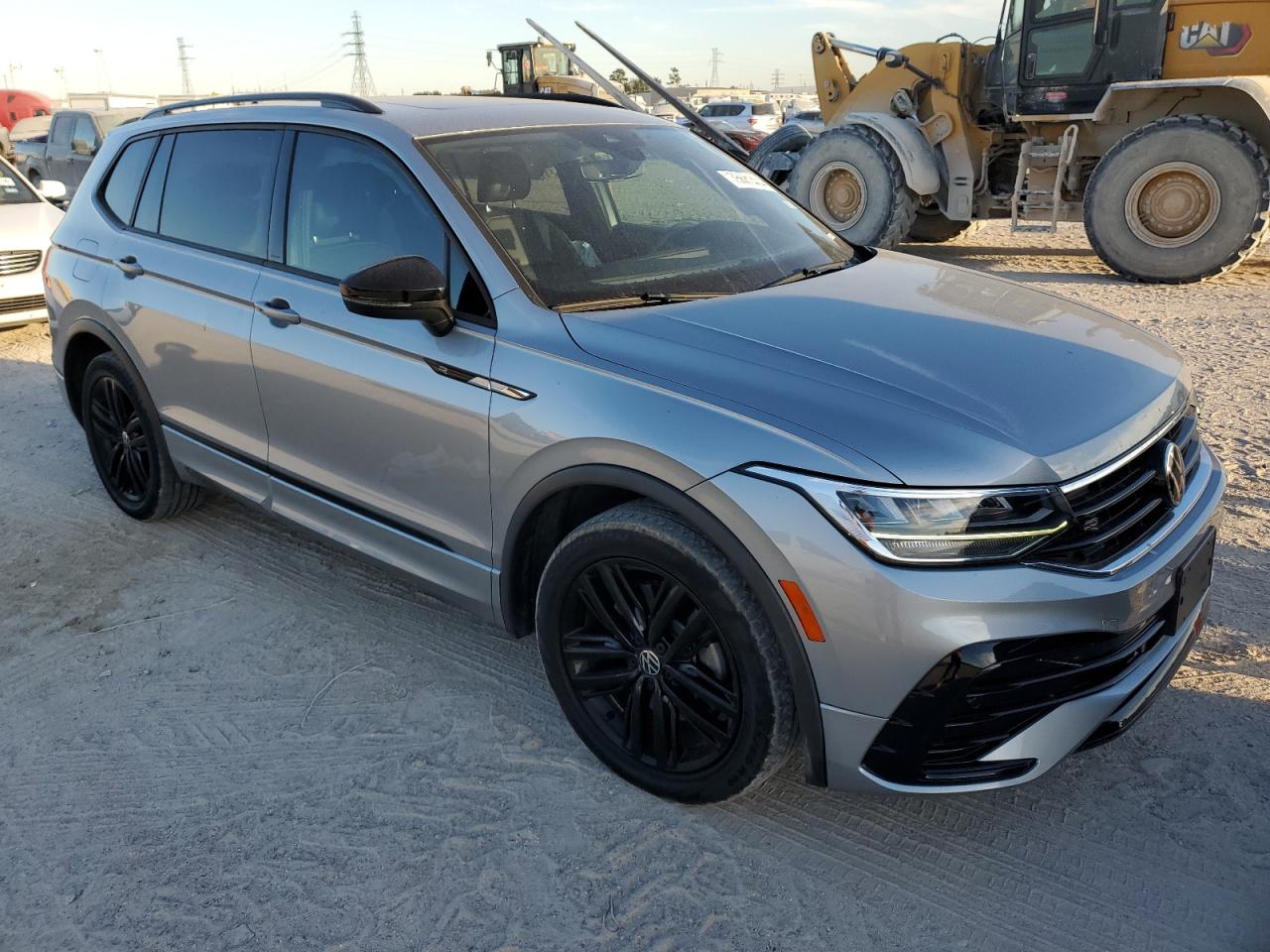 2022 VOLKSWAGEN TIGUAN SE R-LINE BLACK VIN:3VVCB7AX8NM063252