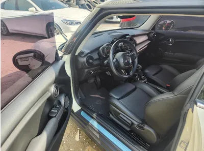 2016 MINI Cooper 735KMWMWXP5101G2A VIN:735KMWMWXP5101G2A