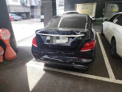 2017 Mercedes-Benz E 220 VIN: