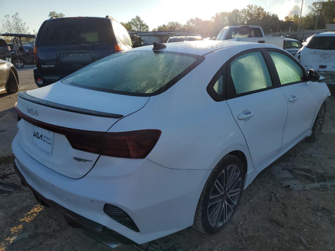 2023 KIA FORTE GT VIN:3KPF44AC0PE636286