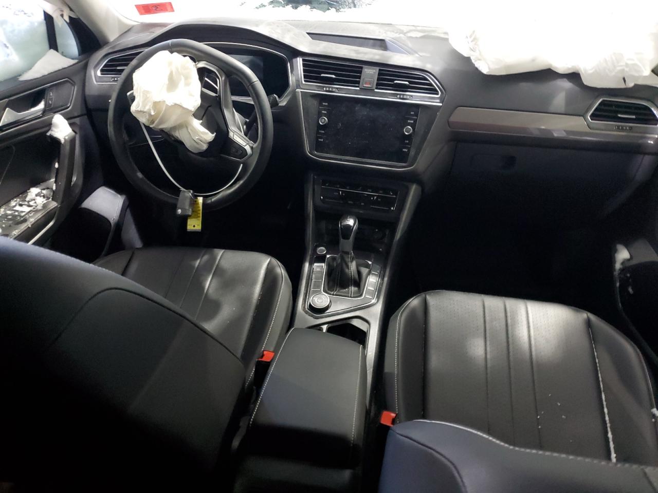 2022 VOLKSWAGEN TIGUAN SE VIN:3VV2B7AX5NM107820