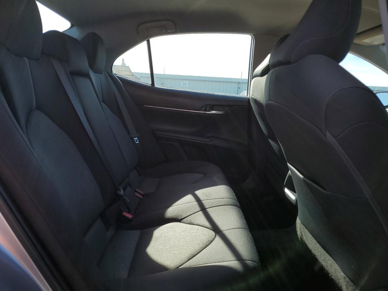 2022 TOYOTA CAMRY LE VIN:4T1C11AK8NU671847