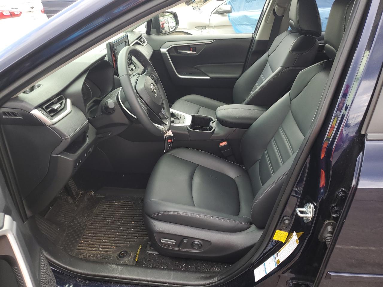 2022 TOYOTA RAV4 XLE PREMIUM VIN:JTMB6RFV2ND066919