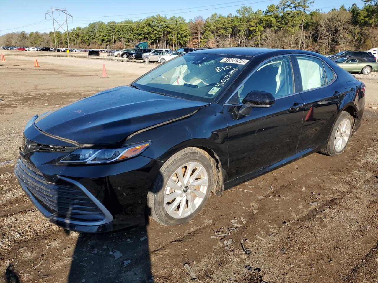 2022 TOYOTA CAMRY LE VIN:4T1C11AK7NU690552