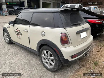 2017 MINI Cooper WMWMF7C54ATZ74030 VIN:WMWMF7C54ATZ74030