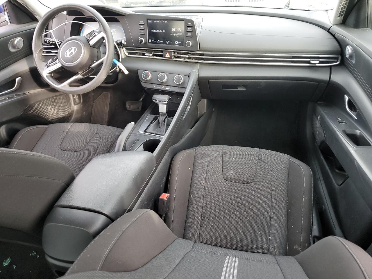 2024 HYUNDAI ELANTRA SE VIN:KMHLL4DG0RU637829