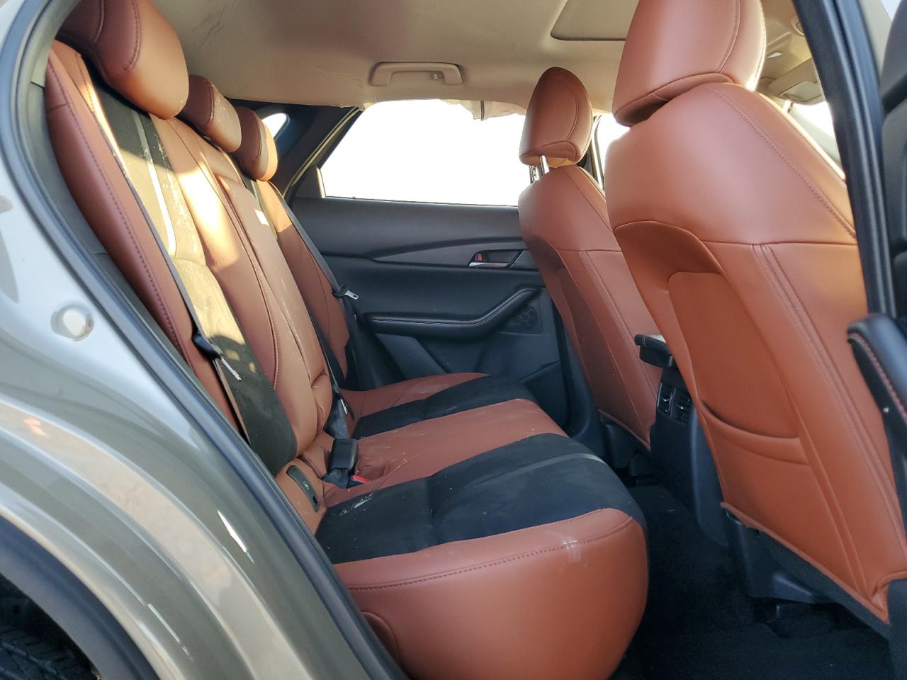 2024 MAZDA CX-30 CARBON TURBO VIN:3MVDMBXY0RM711655