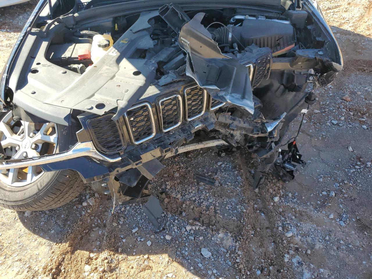 2023 JEEP GRAND CHEROKEE LIMITED VIN:3VWDX7AJ7BM337839