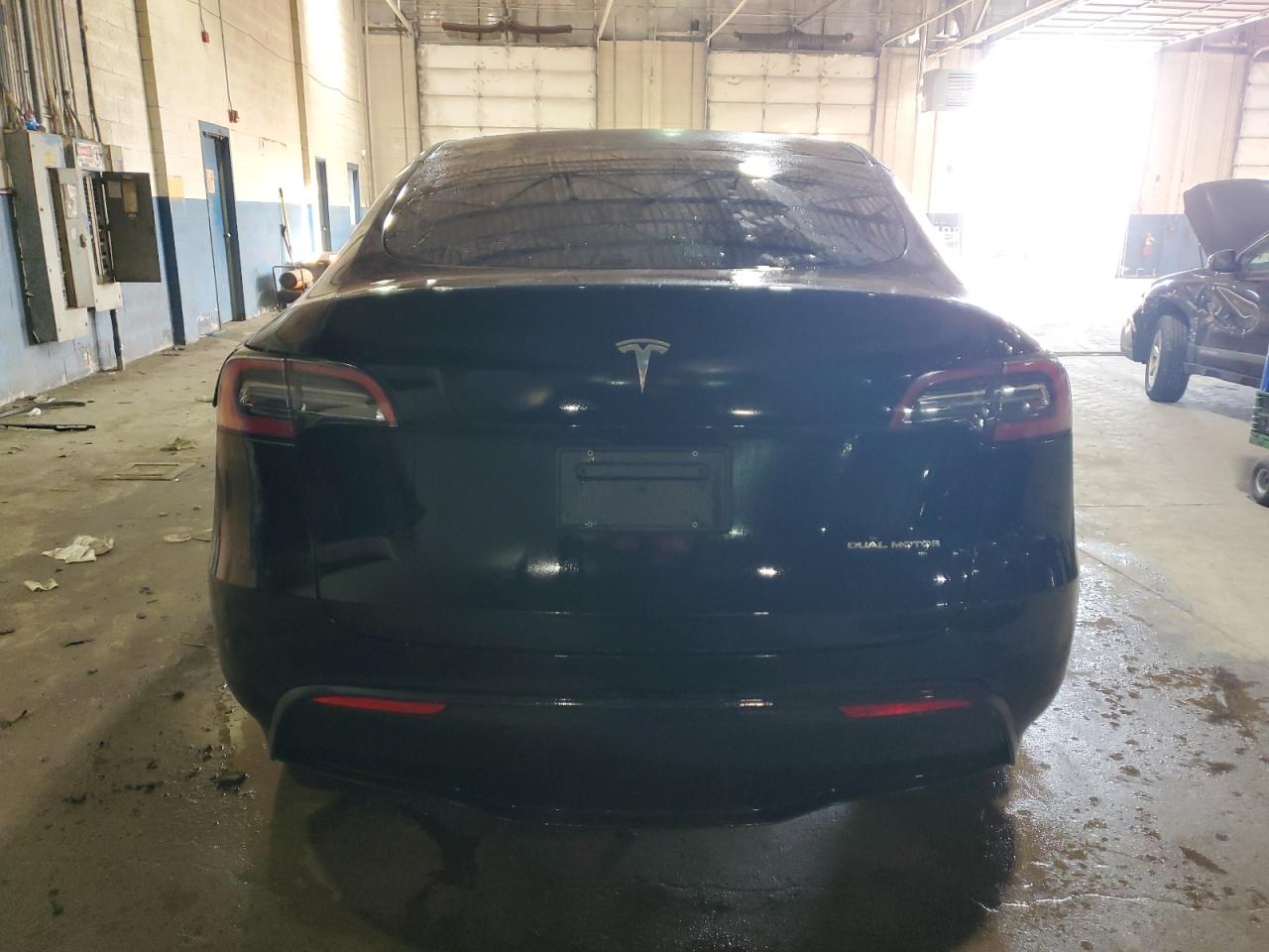 2023 TESLA MODEL Y  VIN:7SAYGDEE4PF752213