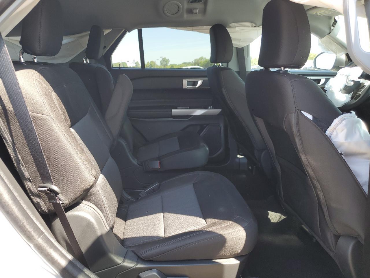 2024 FORD EXPLORER XLT VIN:1FMSK8DHXRGA39437