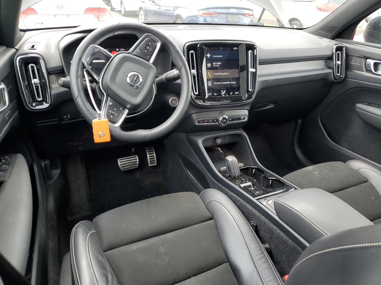 2022 VOLVO XC40 T5 R-DESIGN VIN:YV4162UMXN2661216