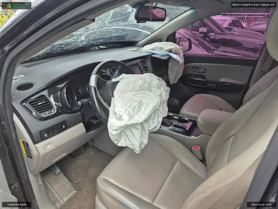 2019 Kia Carnival KNAMC81ABKS547358 VIN:KNAMC81ABKS547358