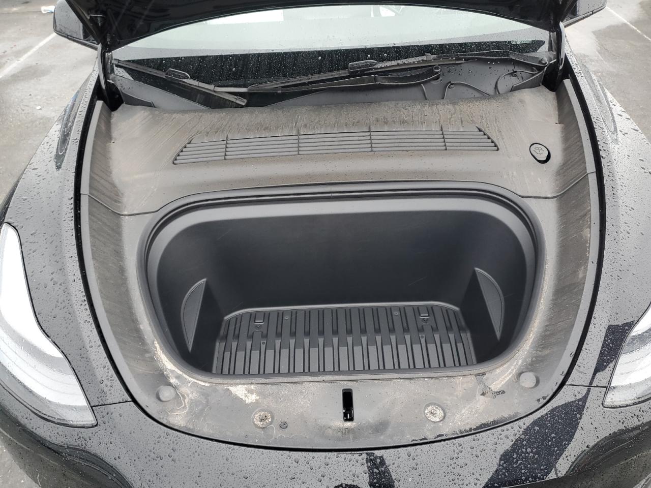 2024 TESLA MODEL Y  VIN:7SAYGDED3RF126646