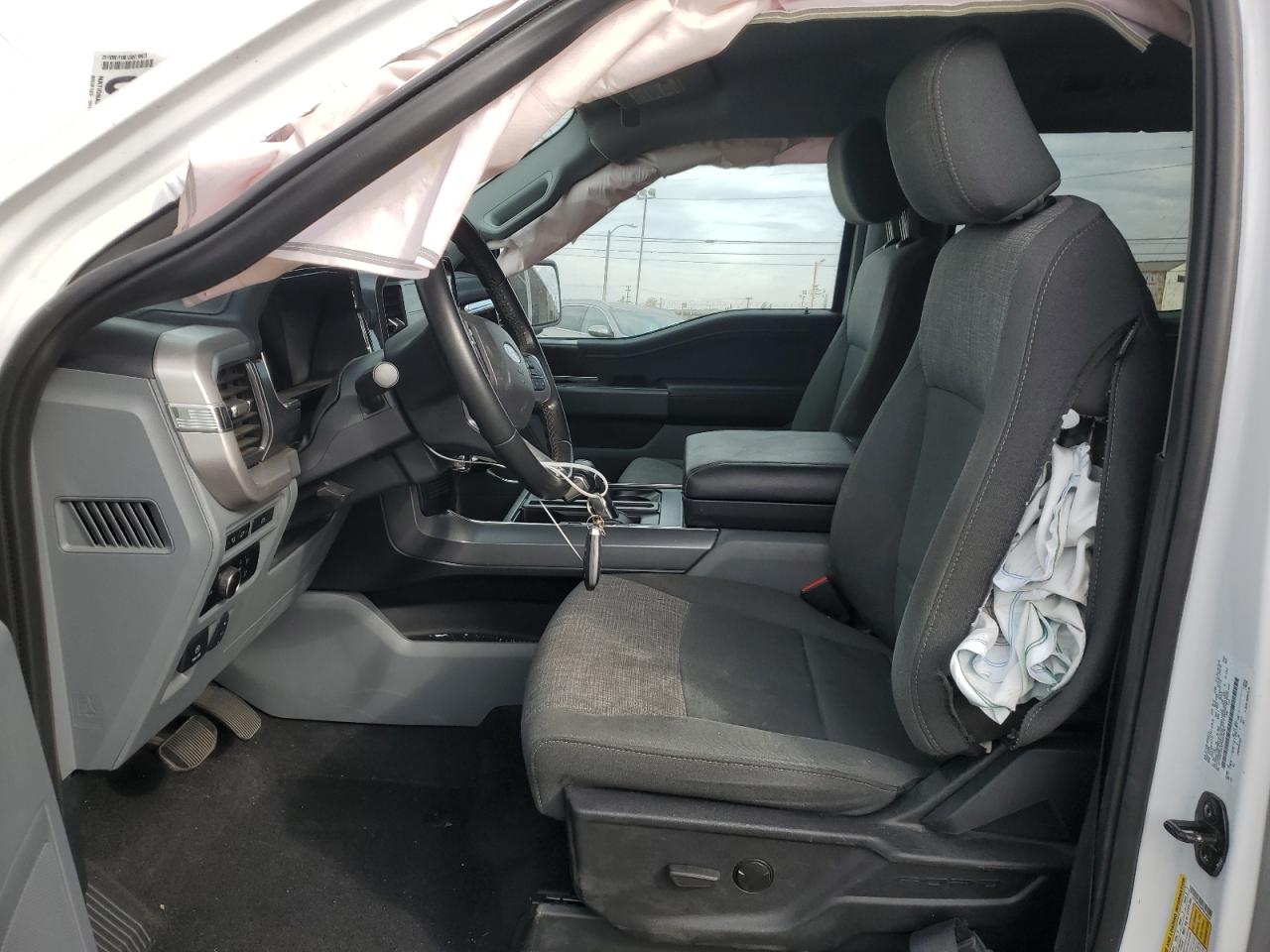 2023 FORD F150 LIGHTNING PRO VIN:1FTVW1EL8PWG36797