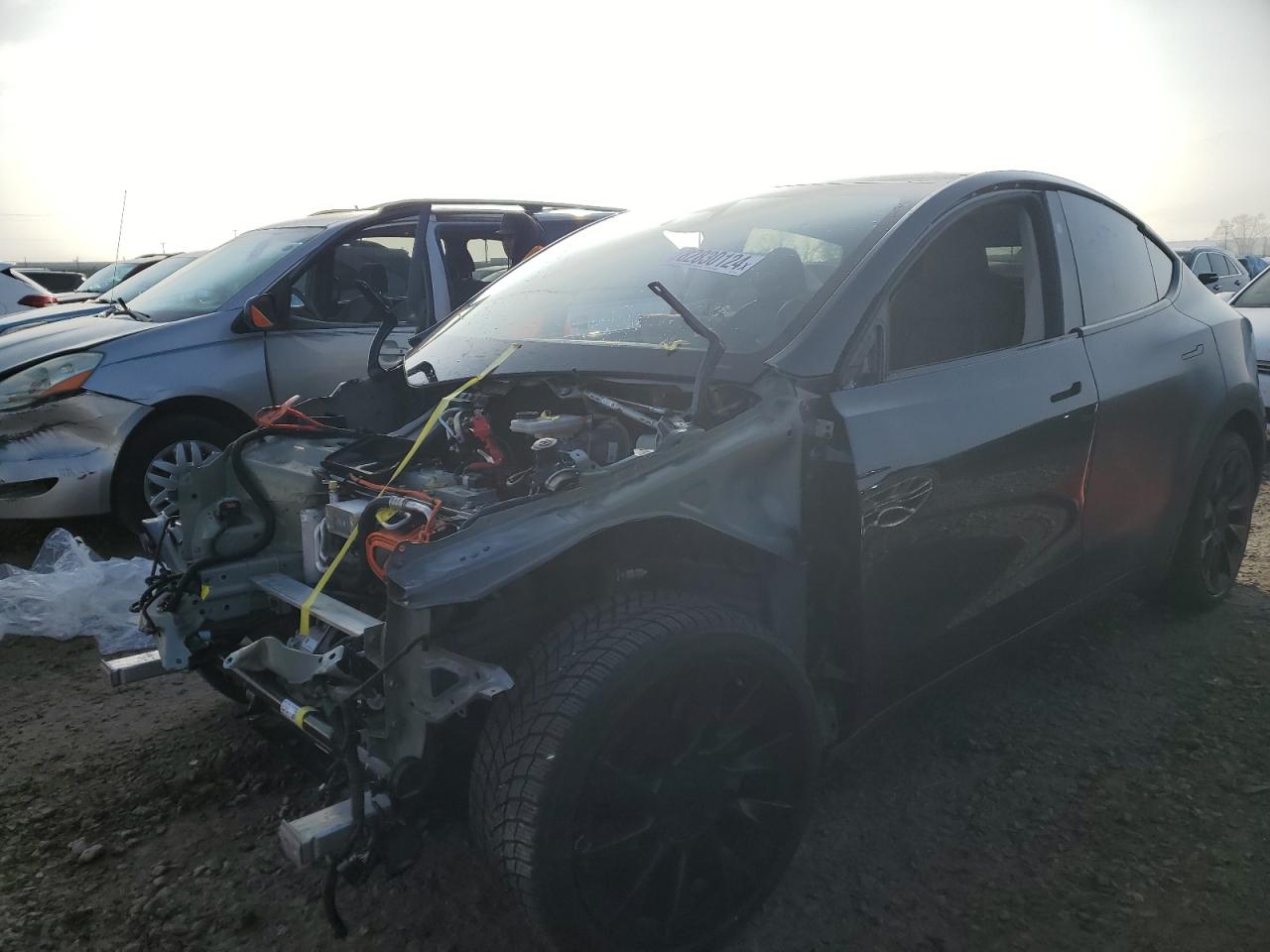 2023 TESLA MODEL Y  VIN:7SAYGAEE2PF910062
