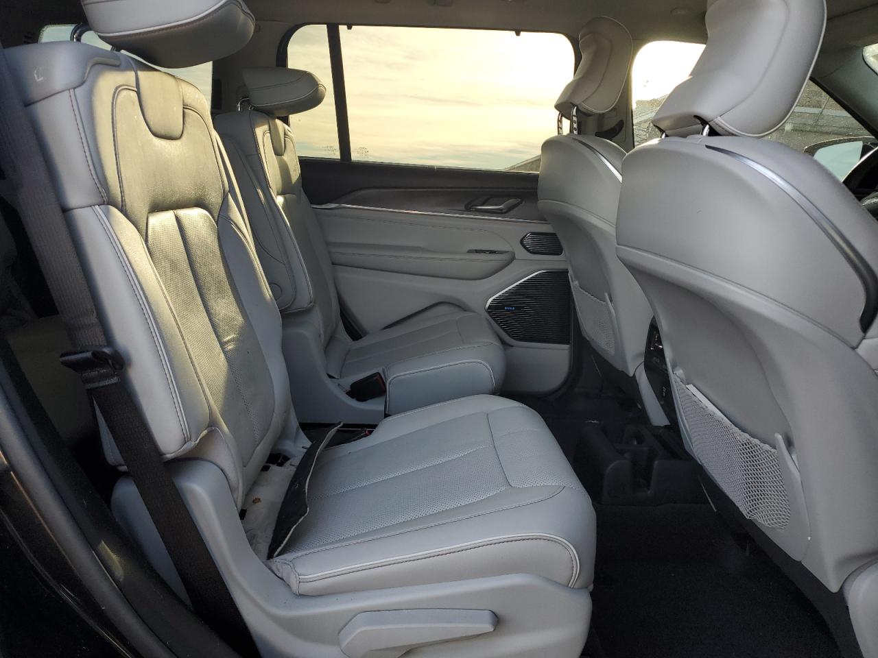 2022 JEEP GRAND CHEROKEE L OVERLAND VIN:1C4RJKDG7N8506831