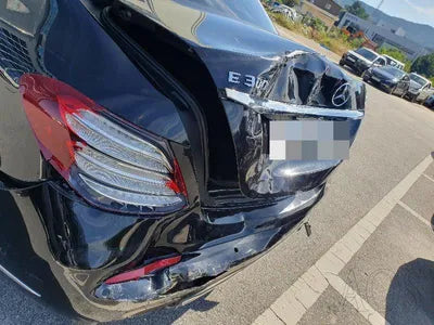 2017 Mercedes-Benz E 300 VIN: