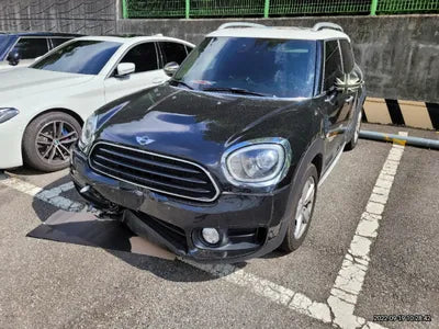 2017 MINI Countryman VIN: