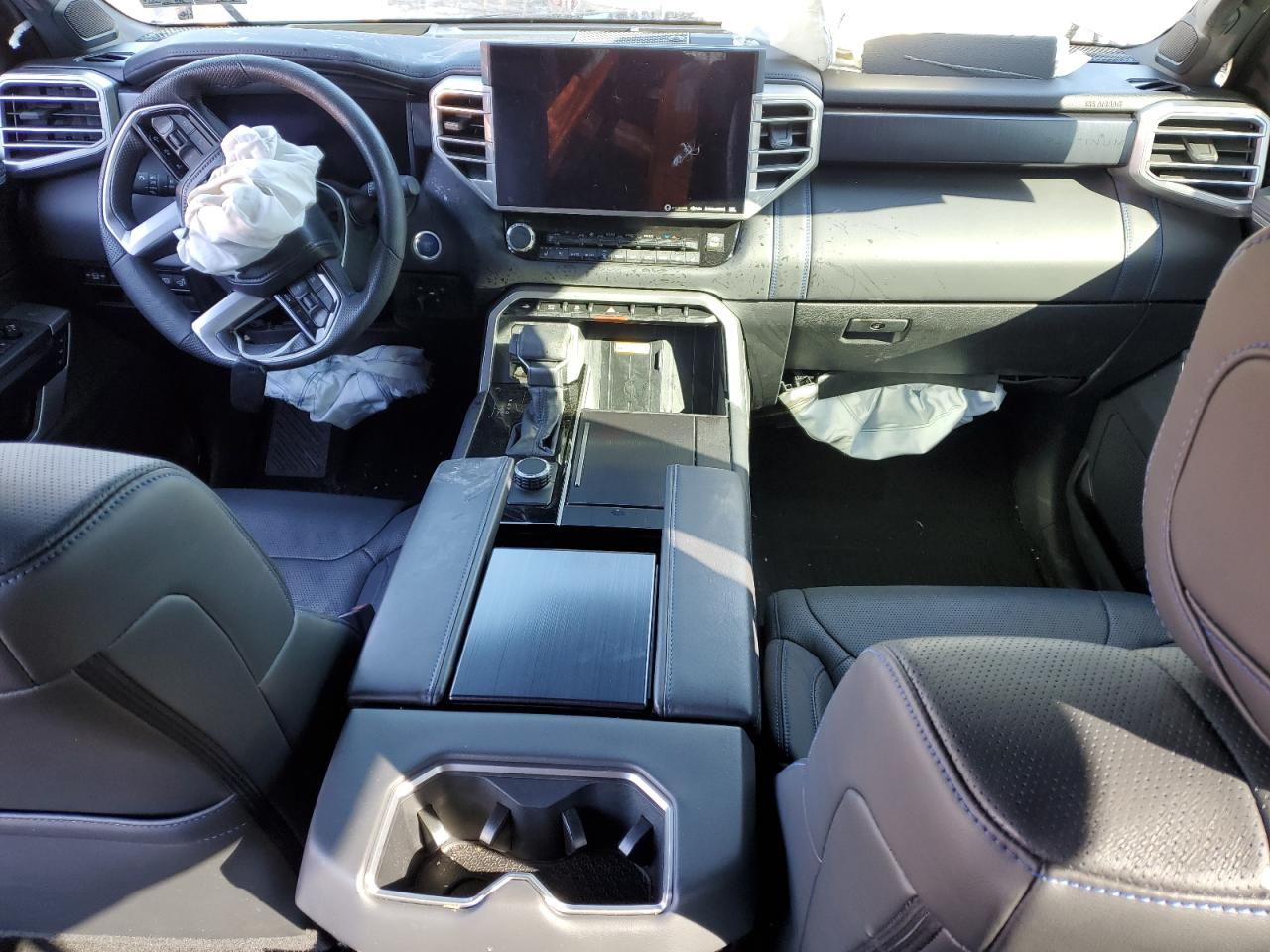 2024 TOYOTA SEQUOIA SR5 VIN:7SVAAABA7RX028059