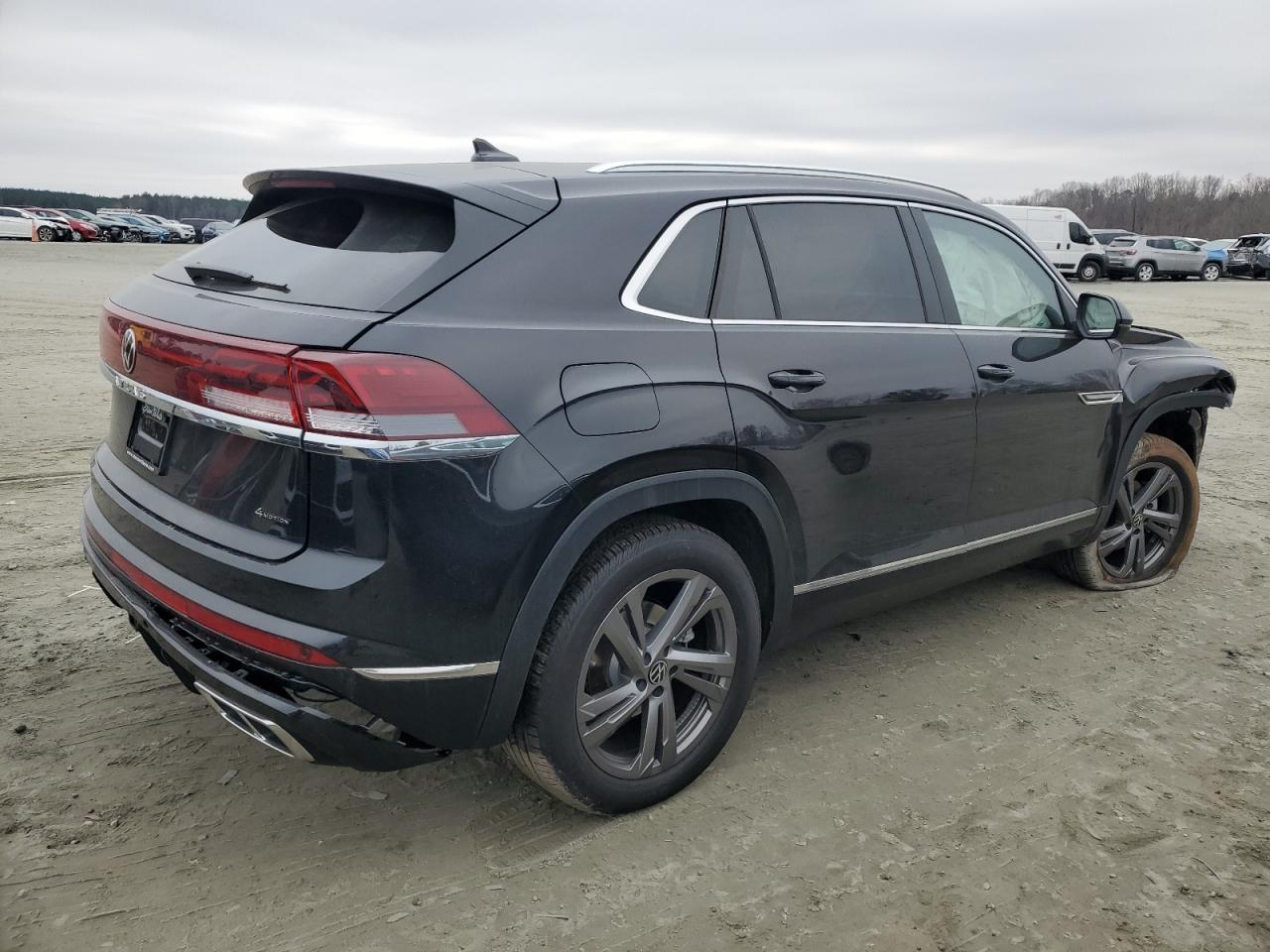2024 VOLKSWAGEN ATLAS CROSS SPORT SEL R-LINE VIN:1V2AE2CA3RC263552