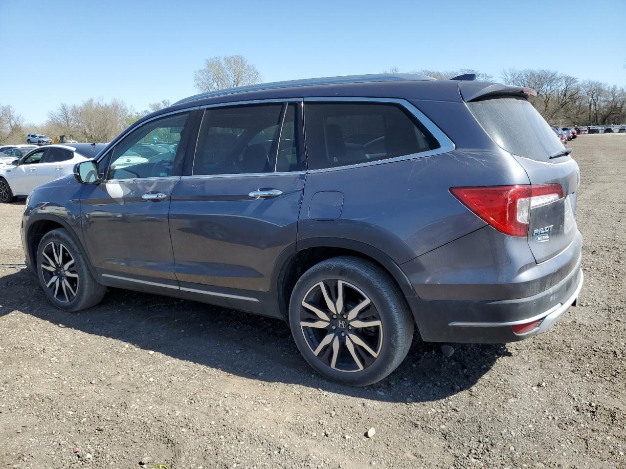 2022 HONDA PILOT TOURING VIN:5FNYF6H63NB003979