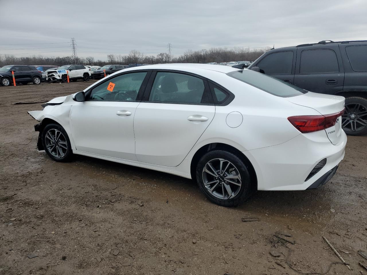 2023 KIA FORTE LX VIN:3KPF24AD5PE623449