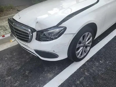 2019 Mercedes-Benz E 300 WDDZF4JB7KA640142 VIN:WDDZF4JB7KA640142