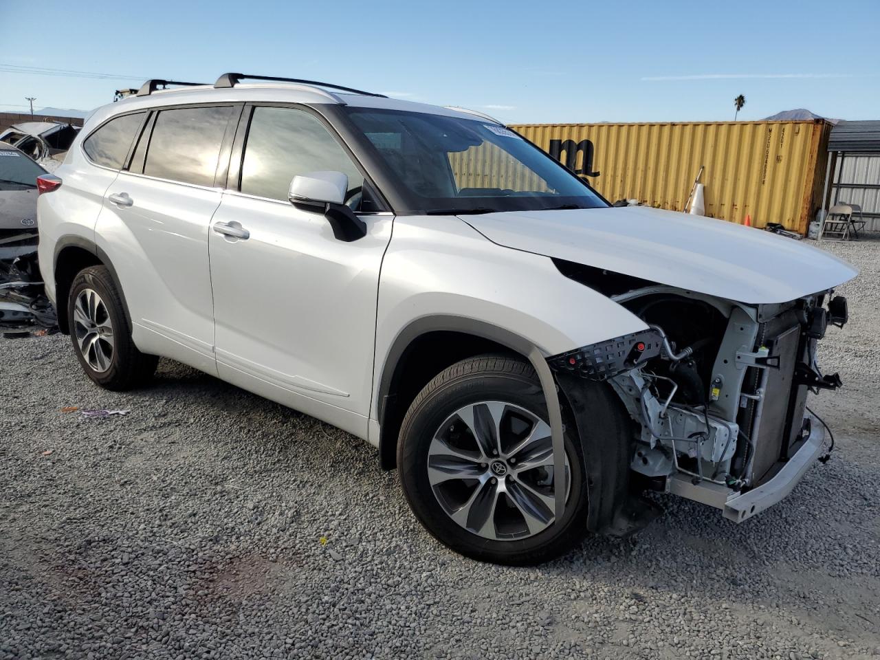 2022 TOYOTA HIGHLANDER XLE VIN:5TDGZRBH9NS591347