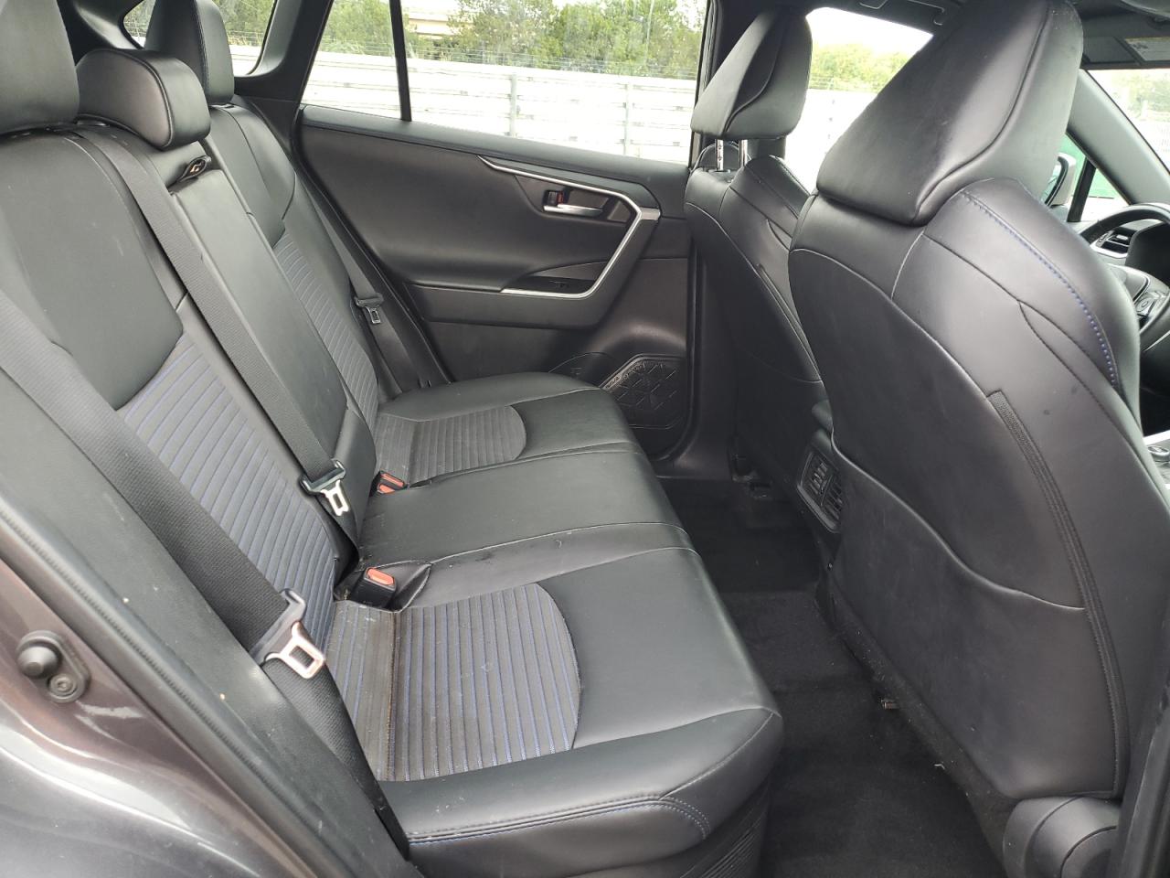 2022 TOYOTA RAV4 XSE VIN:2T3E6RFV3NW035713