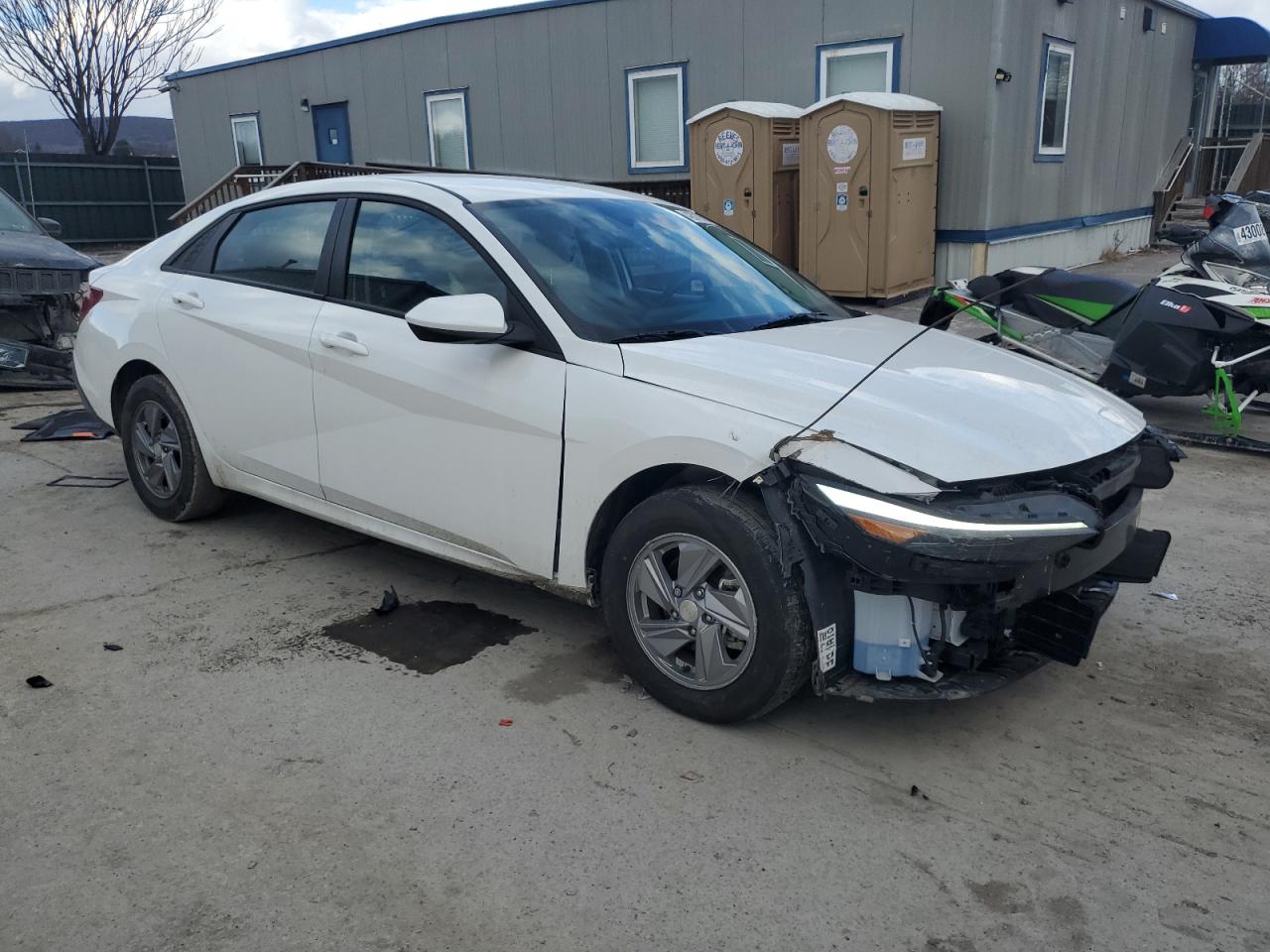 2024 HYUNDAI ELANTRA SE VIN:KMHLL4DG4RU761795