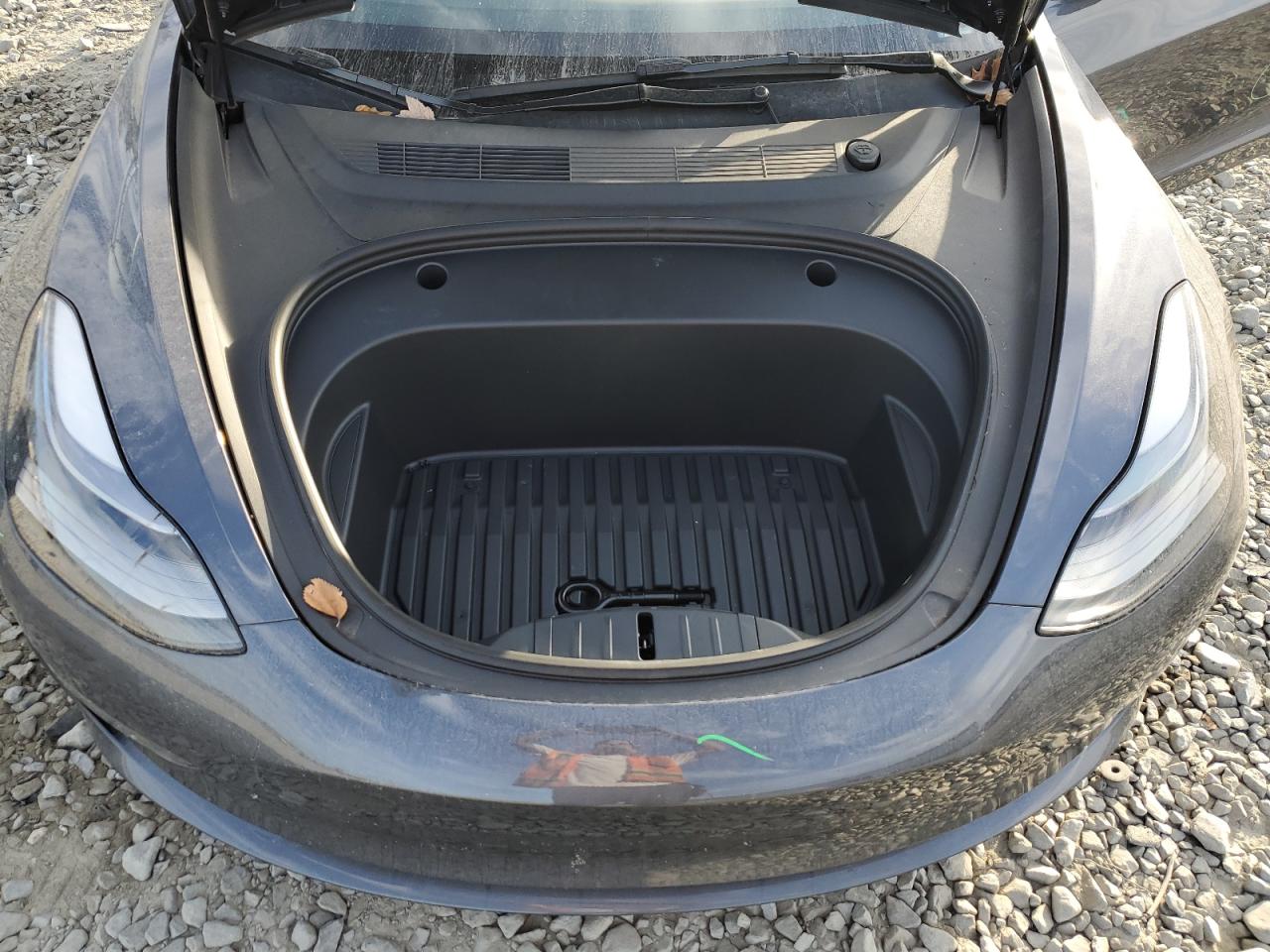 2023 TESLA MODEL 3  VIN:5YJ3E1EB8PF609928