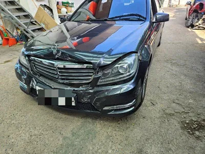 2014 Mercedes-Benz C 220 VIN: